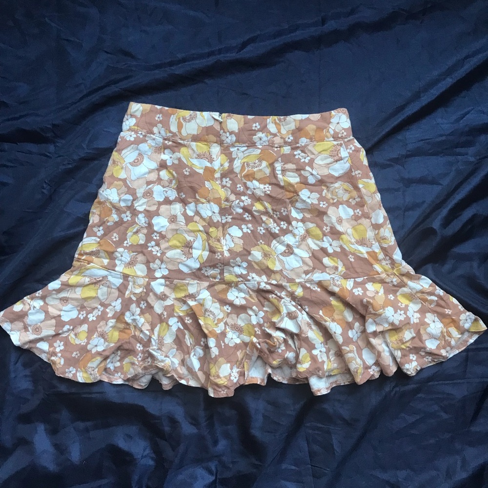 Floral Fitted Mini Skirt